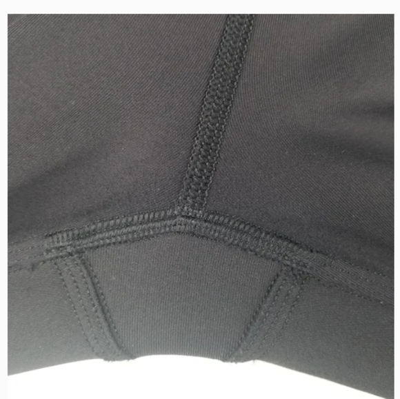 Lululemon | Outrun 17" Cropped Mesh Panel Leggings Black Reflective Size 6 - Picture 10 of 13